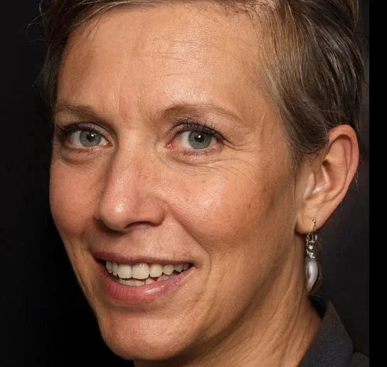 Lisa H.